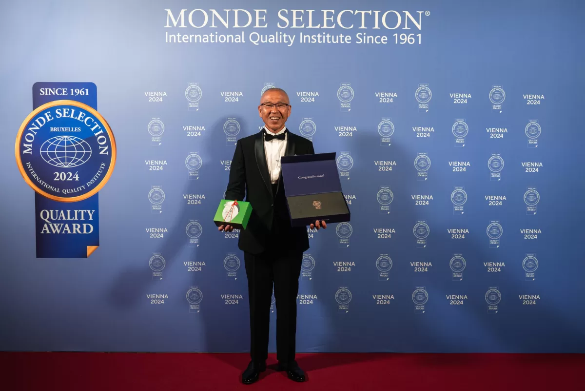 Photo of an award winner by event photographer Fedor Vasilev