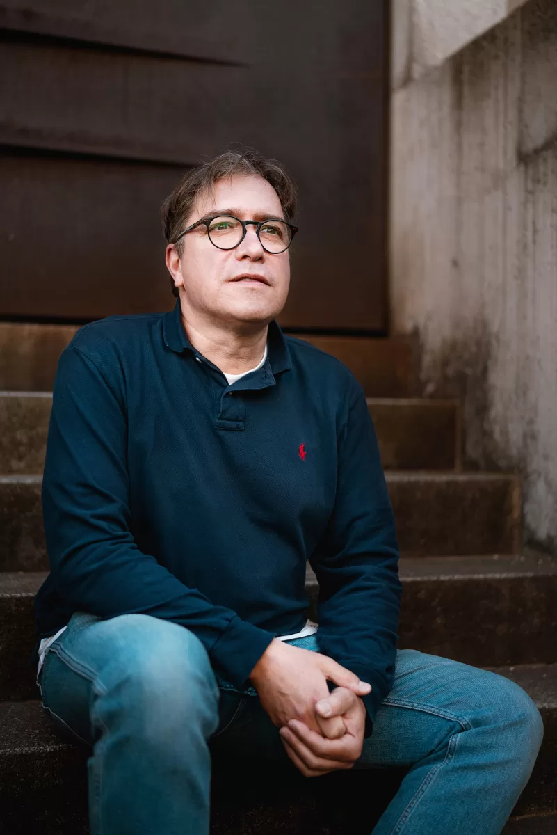 portraitfotograf in wien: portrait of a writer in Vienna