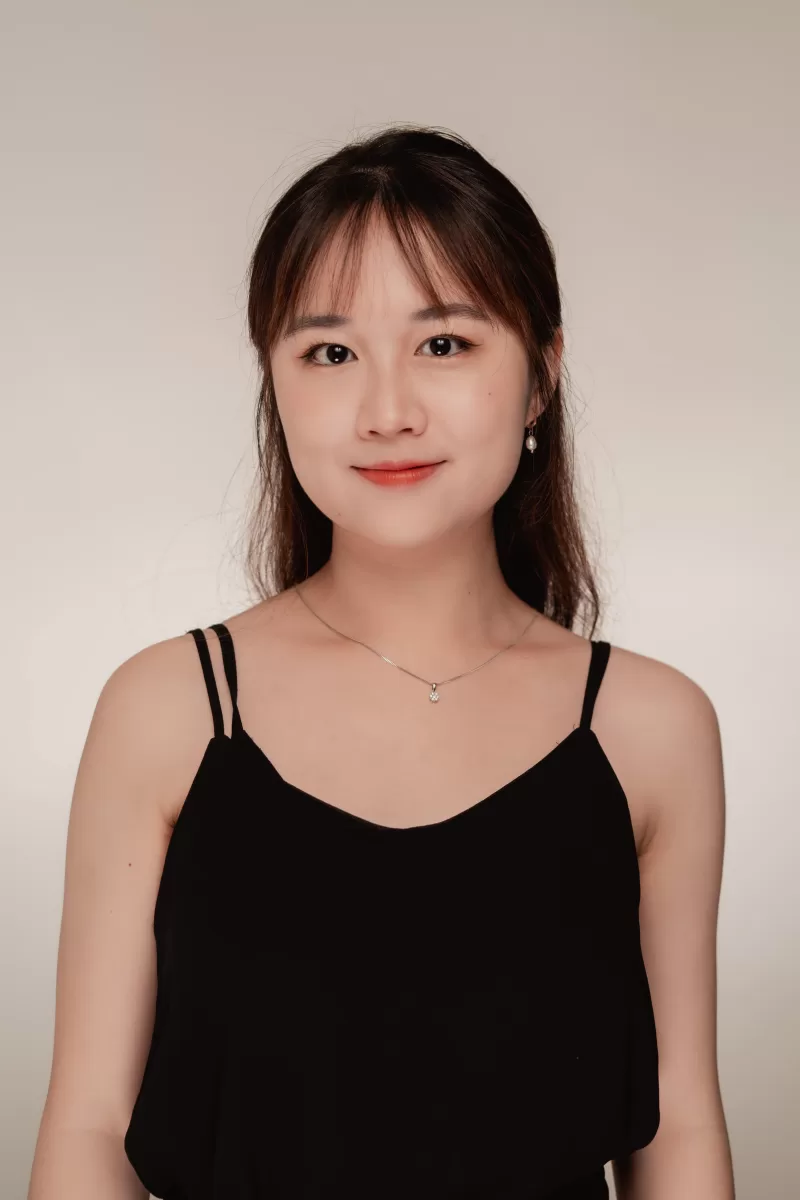 A pianist photoshoot in Vienna. Classic portrait on a white background