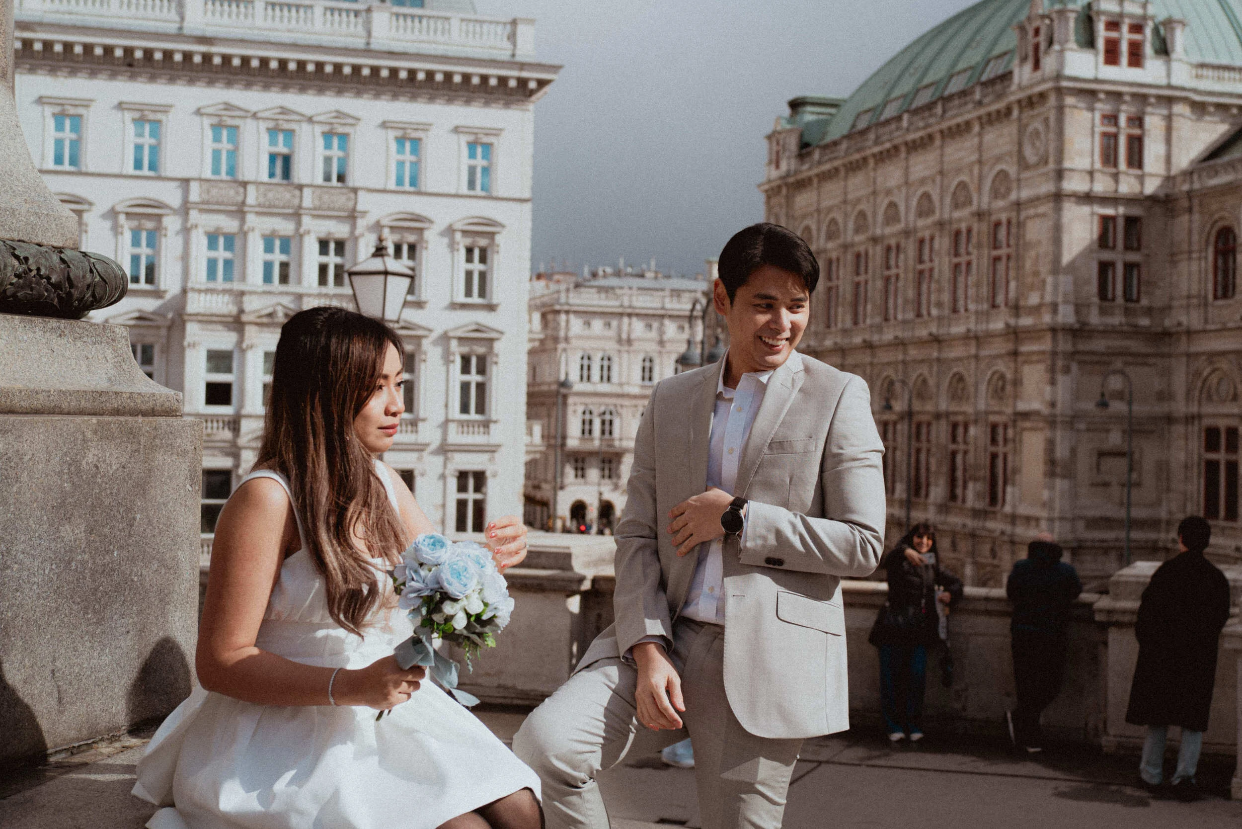 Couple on a terrace in the city centre by photographer Fedor Vasilev